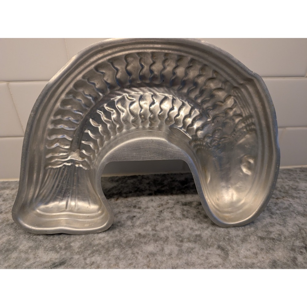 Vintage MIRRO FISH Mold Jello Jelly Cake Wall Art 725M - Picture 4 of 8